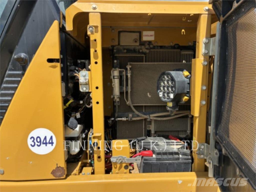 CAT 313GC Kāpurķēžu ekskavatori