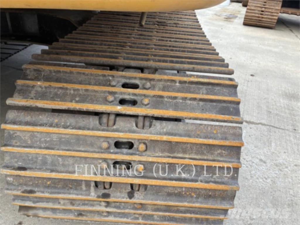 CAT 313GC Kāpurķēžu ekskavatori