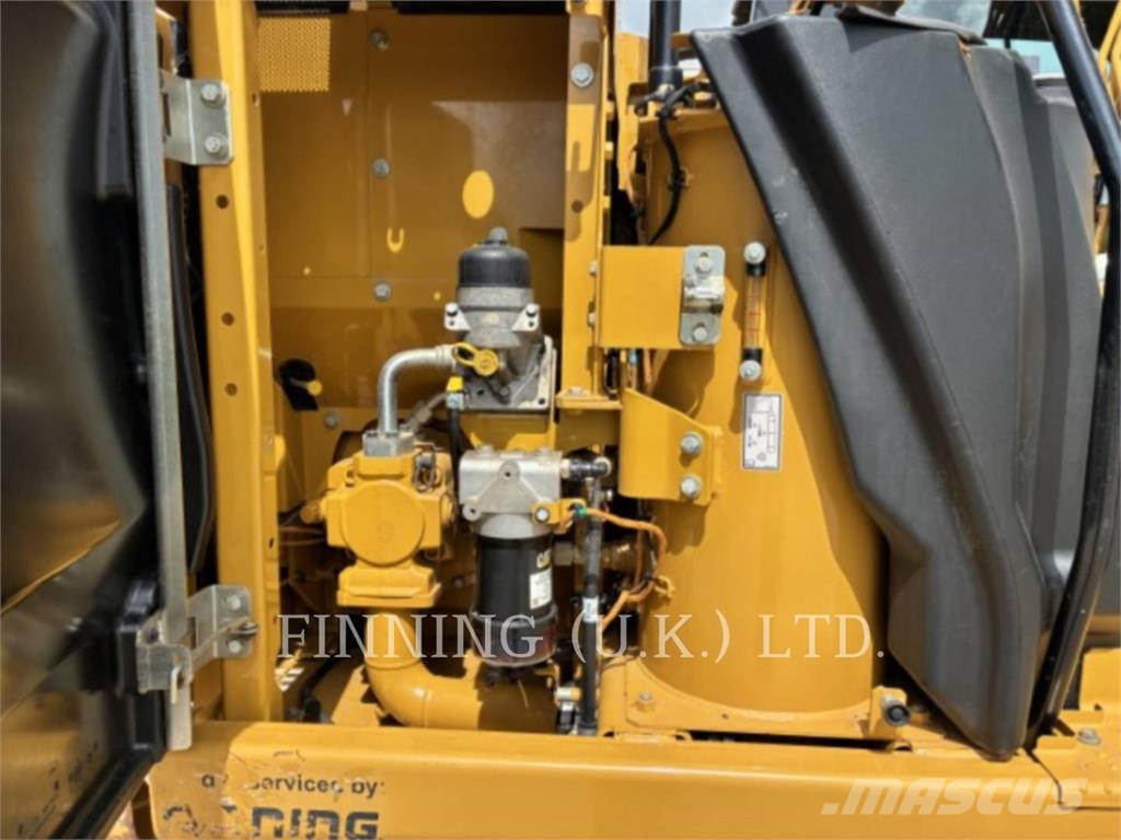 CAT 313GC Kāpurķēžu ekskavatori