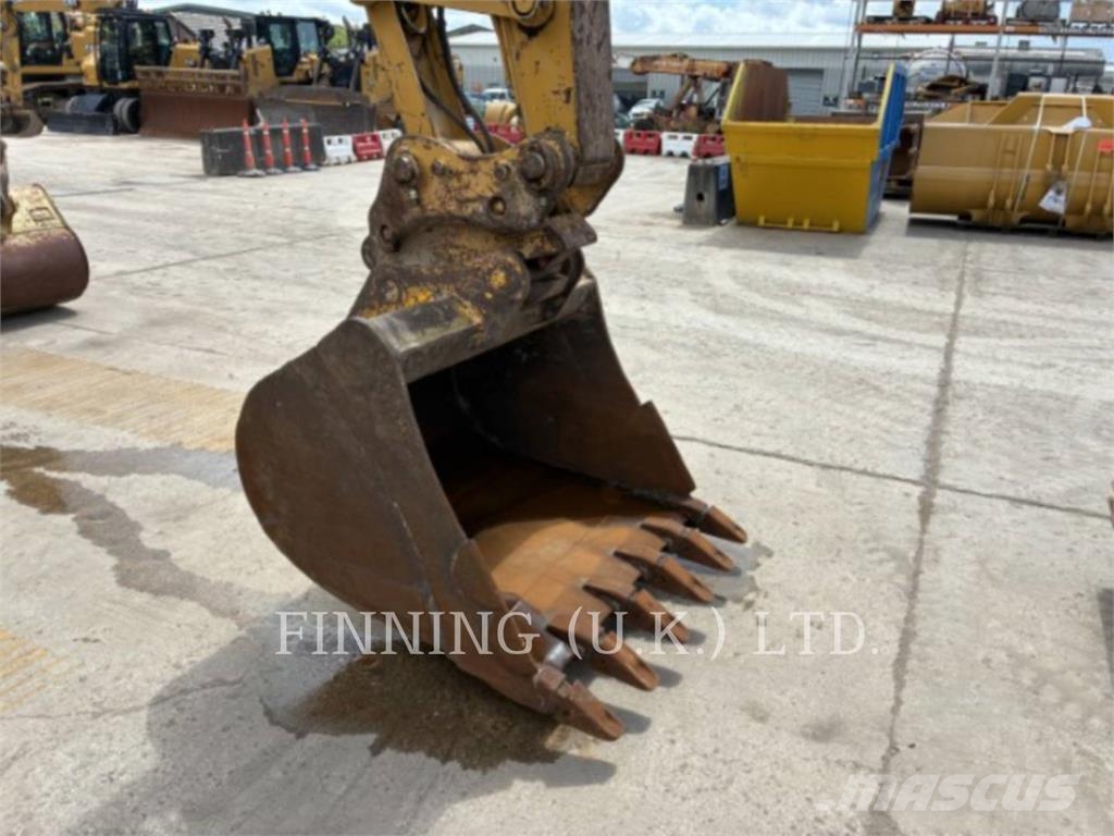 CAT 313GC Kāpurķēžu ekskavatori