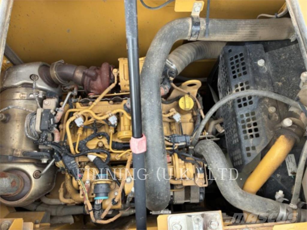 CAT 313GC Kāpurķēžu ekskavatori