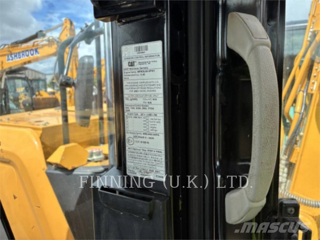 CAT 313GC Kāpurķēžu ekskavatori