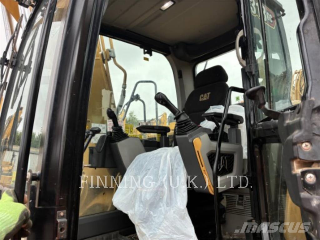 CAT 313GC حفارات زحافة