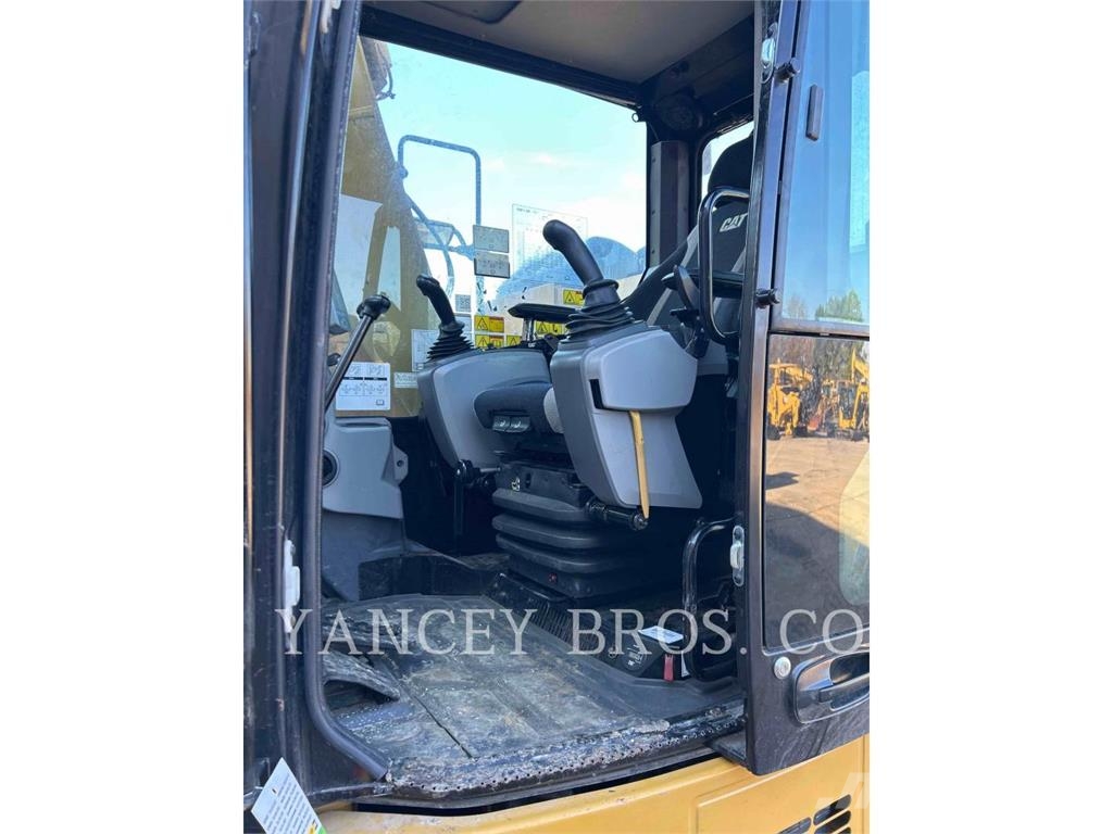 CAT 315 Pásové rýpadlá