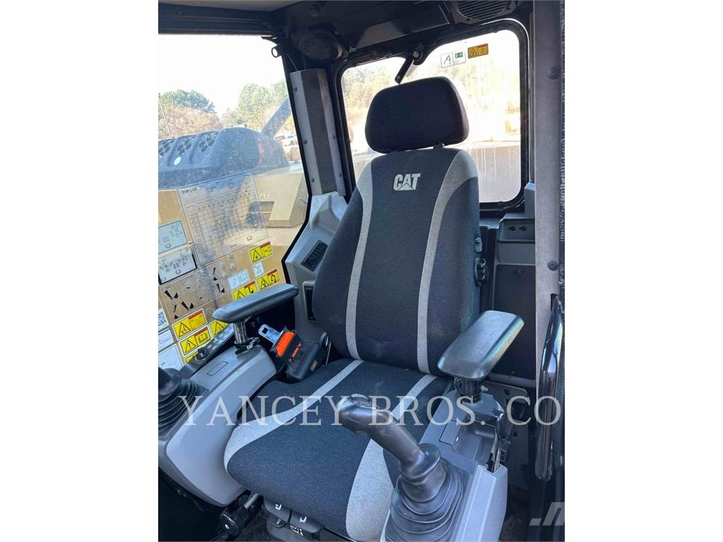 CAT 315 Pásové rýpadlá