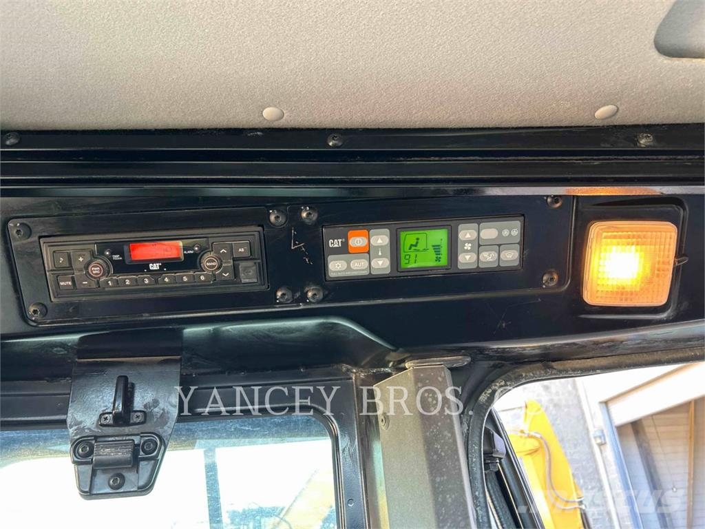 CAT 315 Pásové rýpadlá