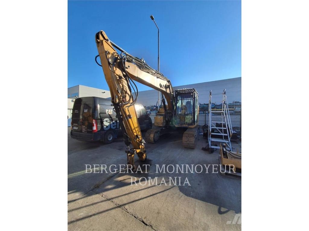 CAT 315-07 Paletli ekskavatörler