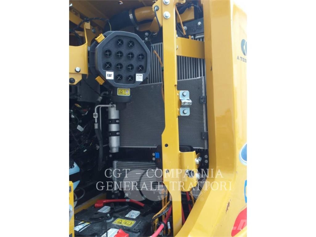 CAT 315 NG Гусеничні екскаватори