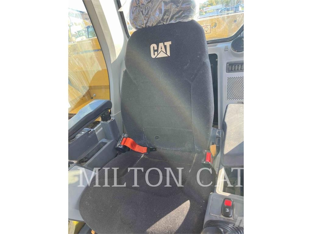 CAT 315GC 大型油圧ショベル12t以上(パワーショベル・ユンボ)