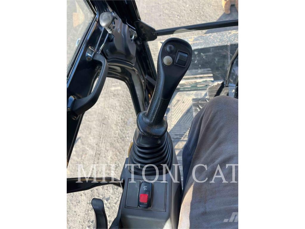 CAT 315GC 大型油圧ショベル12t以上(パワーショベル・ユンボ)