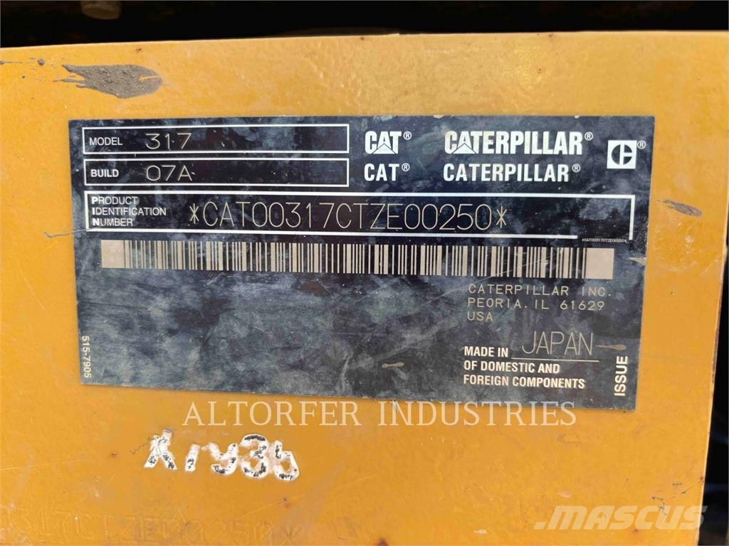 CAT 317-07 Pelle sur chenilles