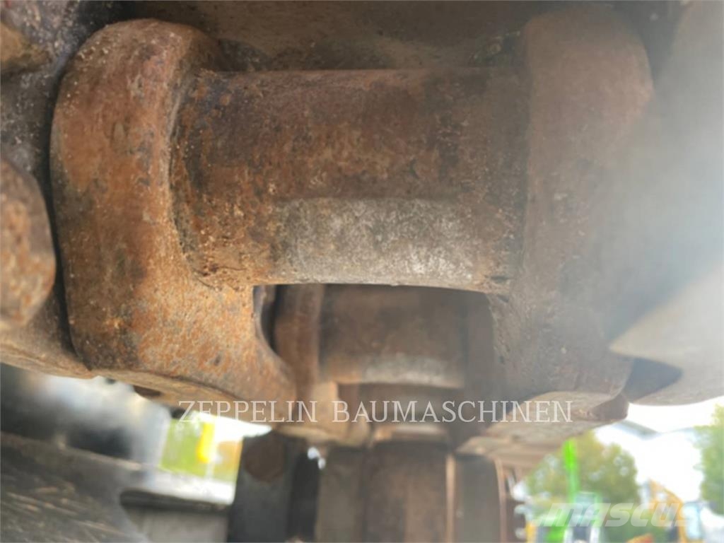 CAT 317-07 Bagri goseničarji