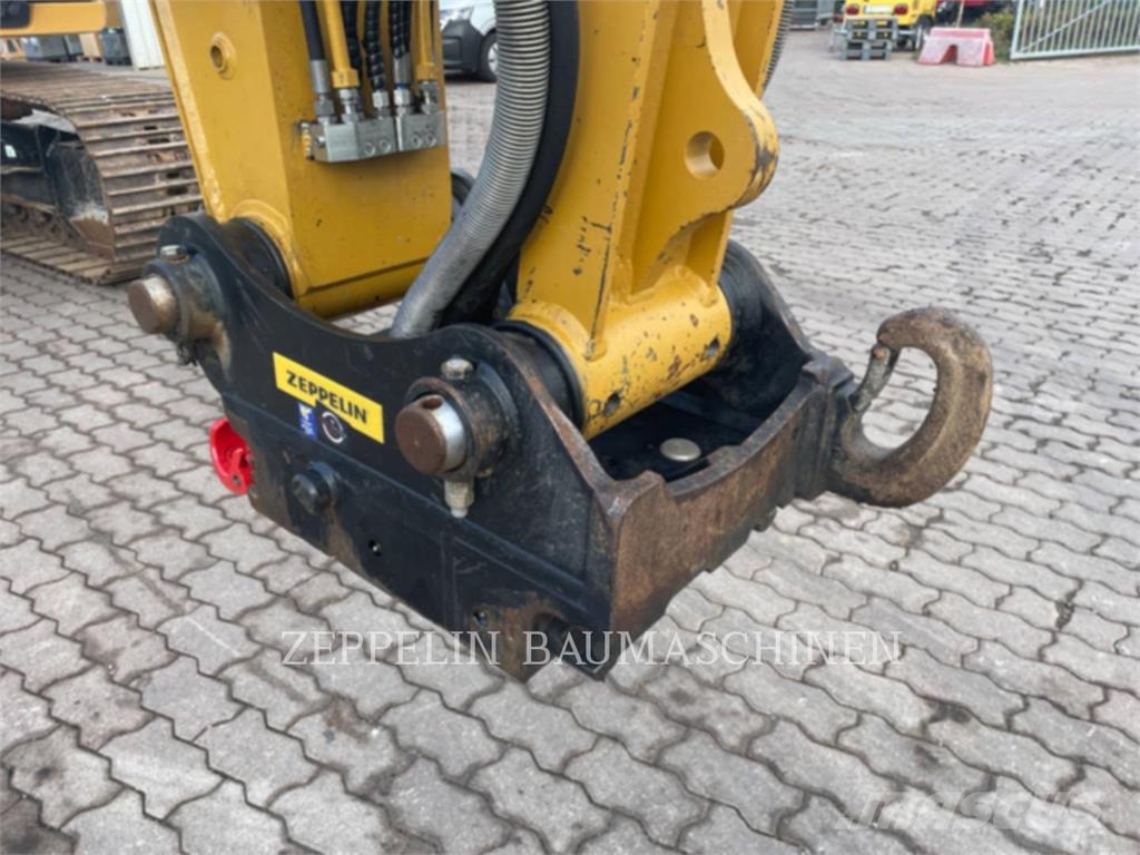 CAT 317-07 Bagri goseničarji