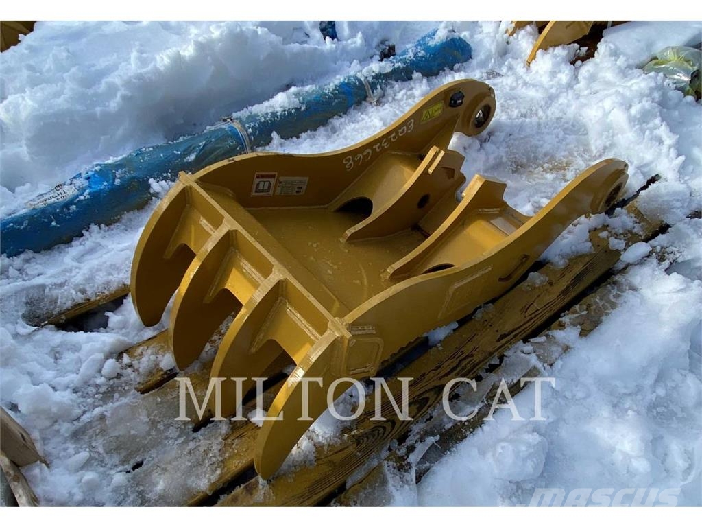 CAT 317 PRO THUMB Redskapsfäste/ adaptrar