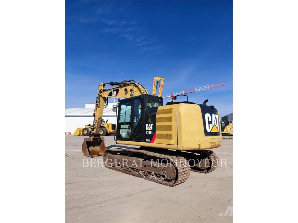 CAT 318E Pelle sur chenilles