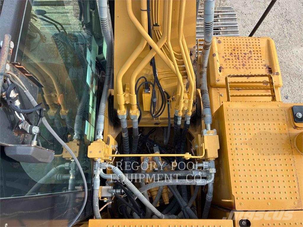 CAT 318FL Bandgrävare