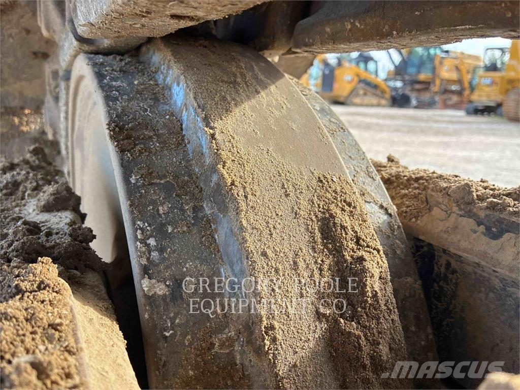 CAT 318FL Bandgrävare