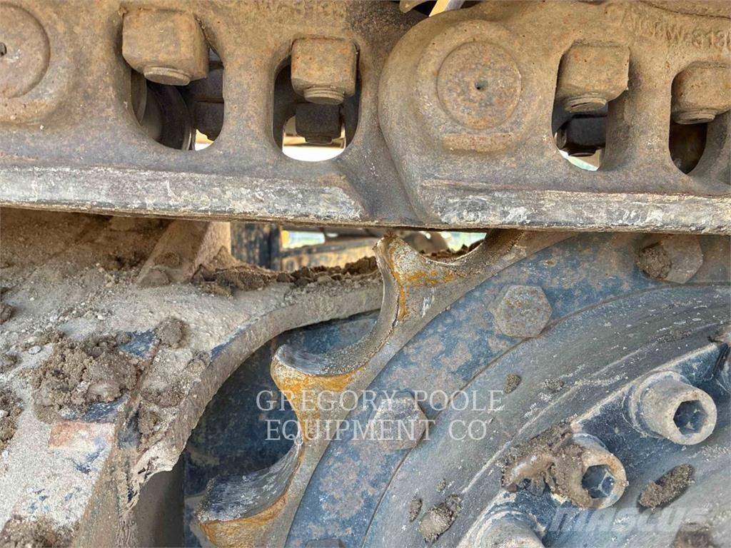 CAT 318FL Bandgrävare