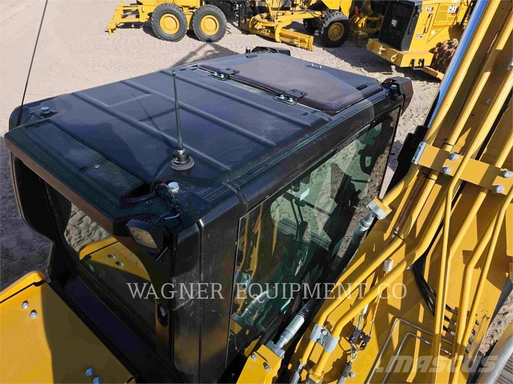 CAT 320 Crawler excavators