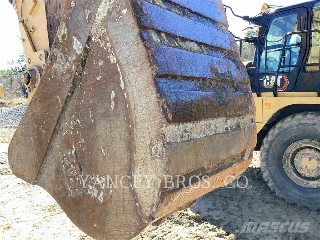 CAT 320 Crawler excavators