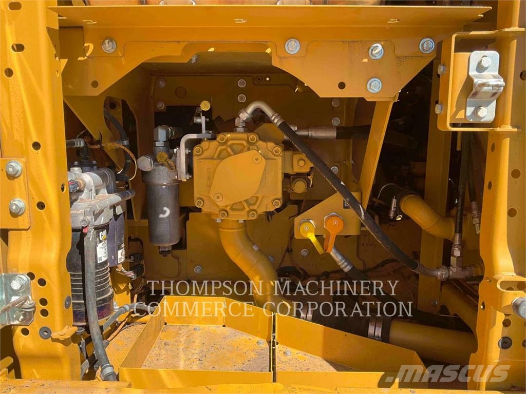 CAT 320 Pelle sur chenilles