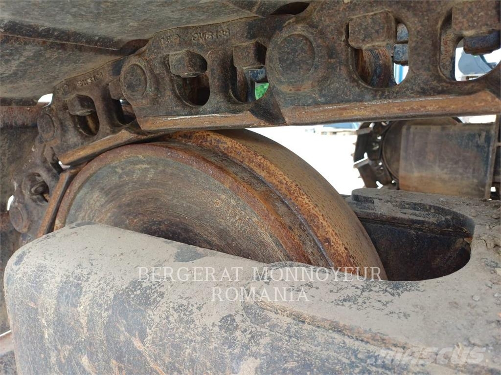 CAT 320-07 Vikšriniai ekskavatoriai