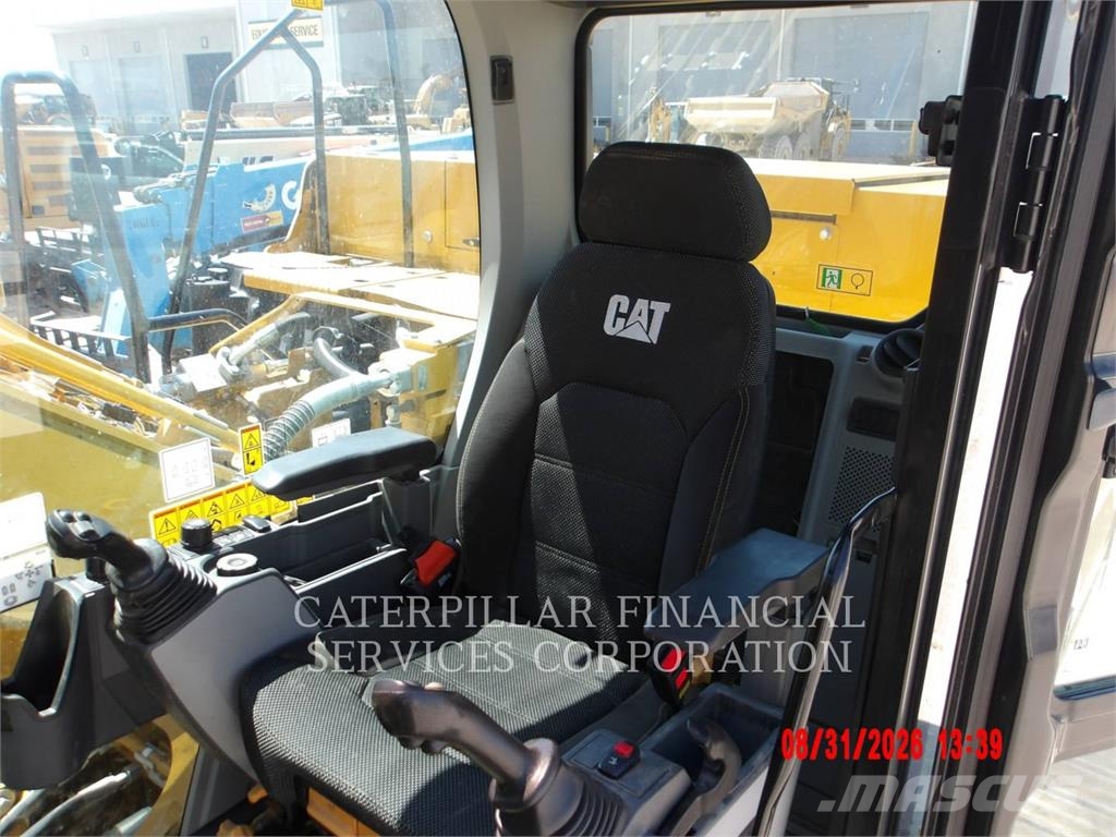 CAT 320-07 Bagri goseničarji