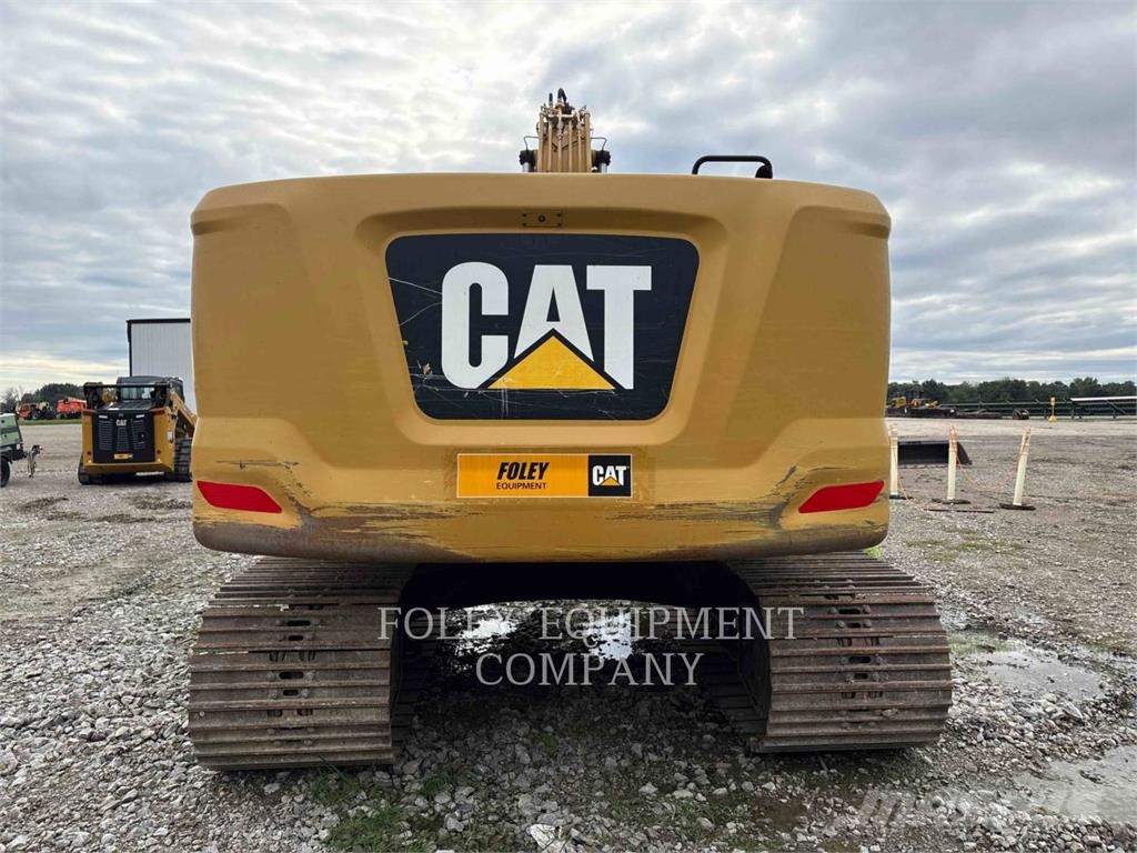 CAT 320-079X حفارات زحافة