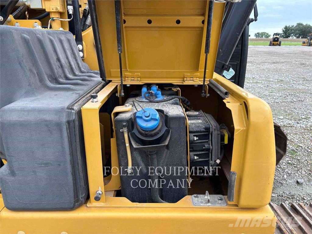CAT 320-079X حفارات زحافة