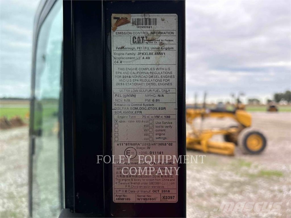 CAT 320-079X حفارات زحافة
