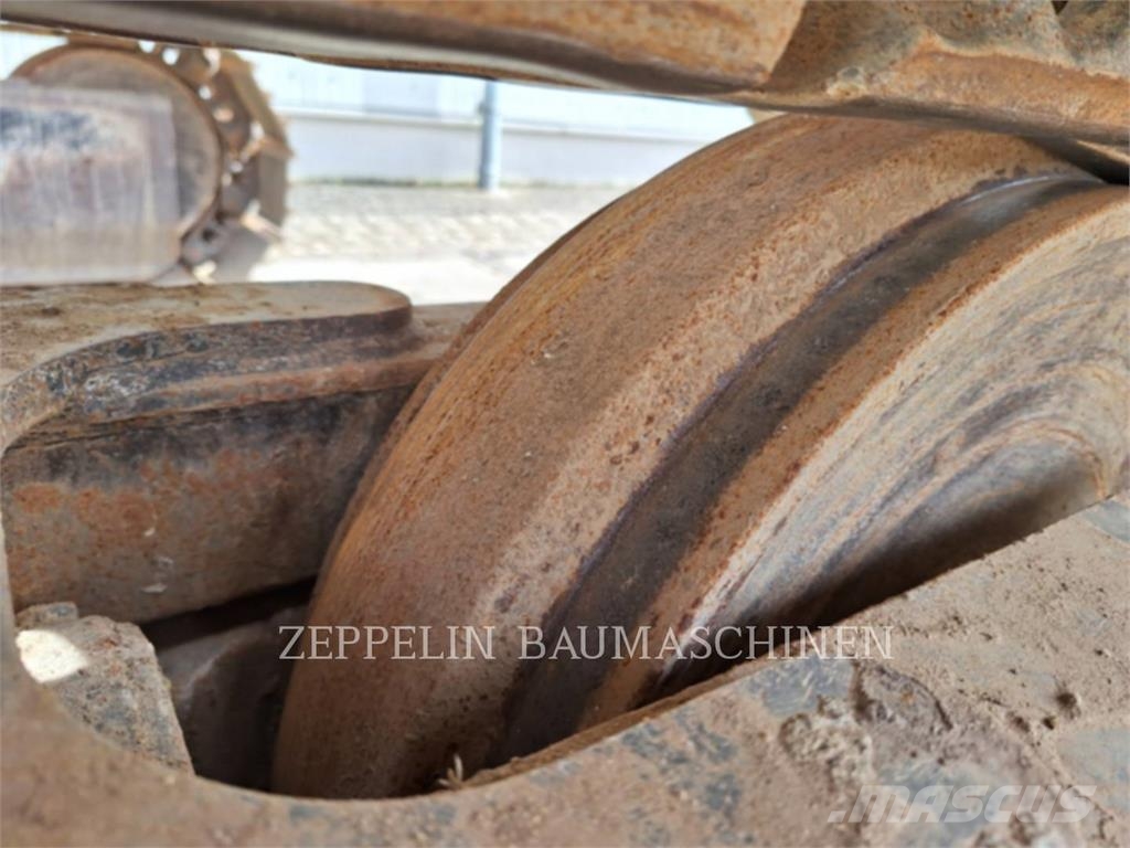 CAT 320-07D Bagri goseničarji