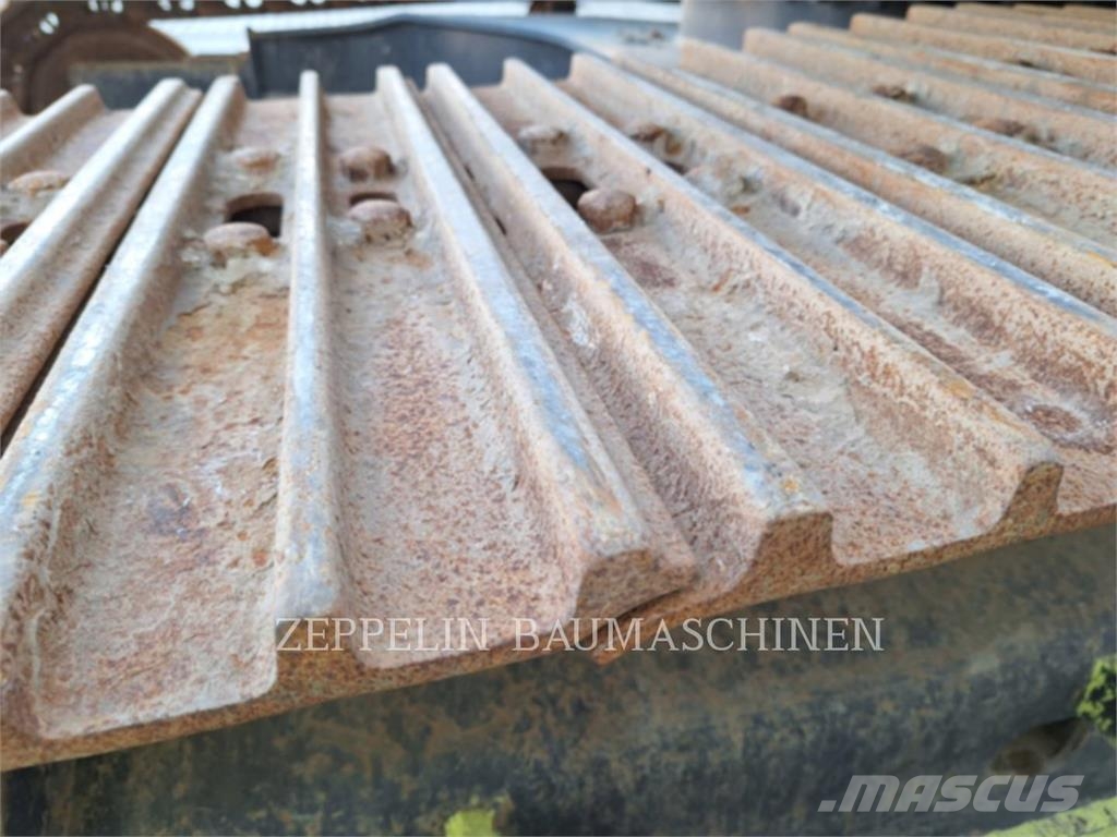 CAT 320-07D Bagri goseničarji