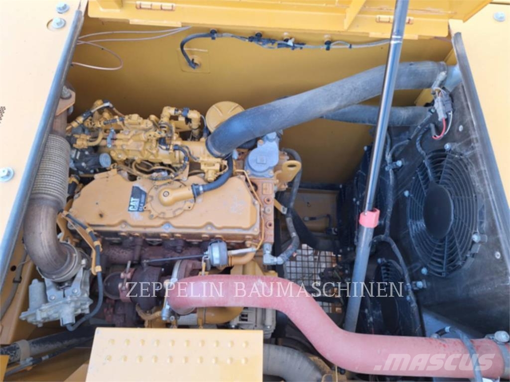 CAT 320-07D Bagri goseničarji
