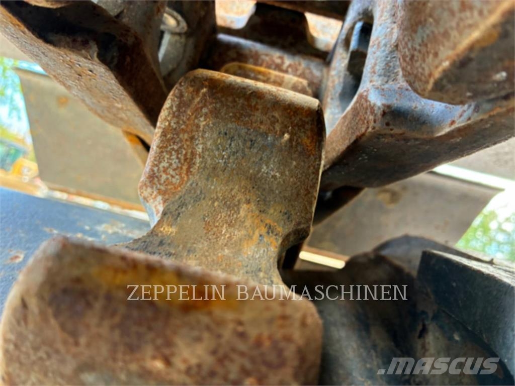CAT 320-07D Raupenbagger