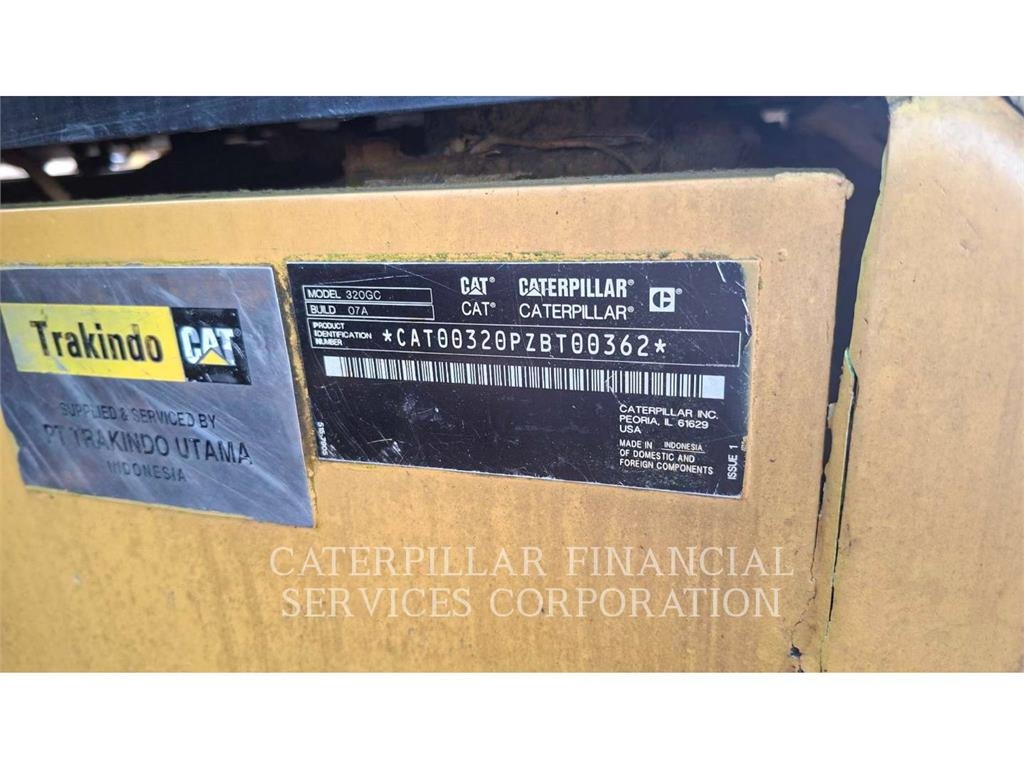 CAT 320-07GC Bandgrävare