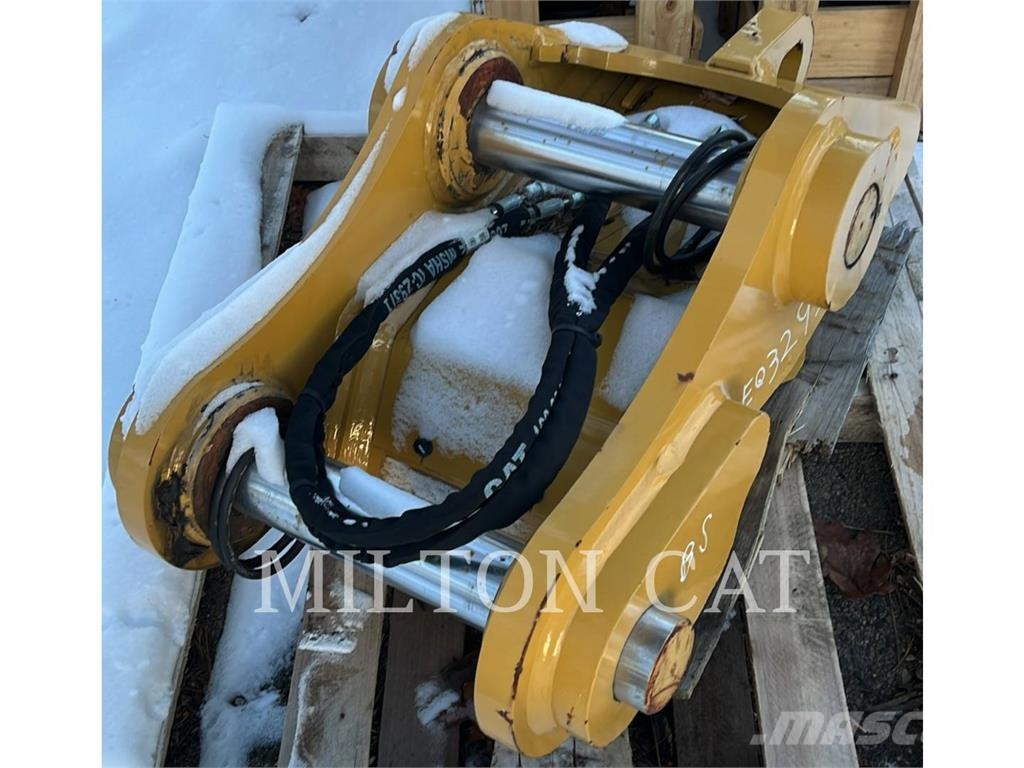 CAT 320-325 HYDRAULIC PIN GRAB COUPLER Rýchlospojky
