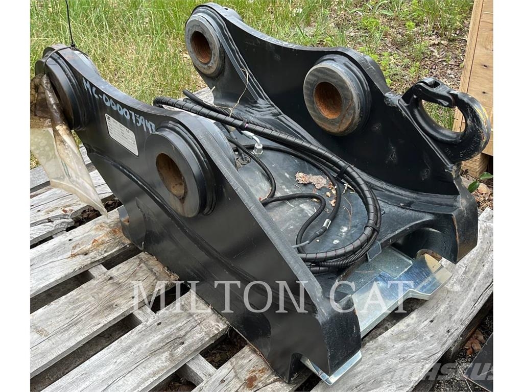 CAT 320-325 S70 HYDRAULIC COUPLER Quick connectors