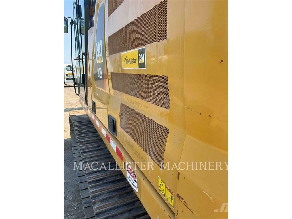CAT 320 PQZ1 Bageri gusjeničari