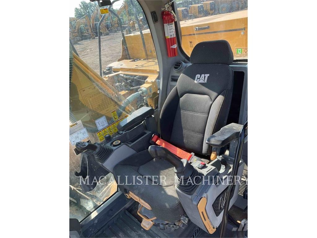 CAT 320 PQZ1 Bageri gusjeničari
