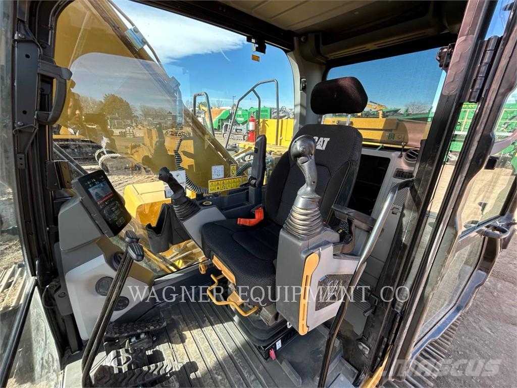 CAT 320 THB Bagri goseničarji