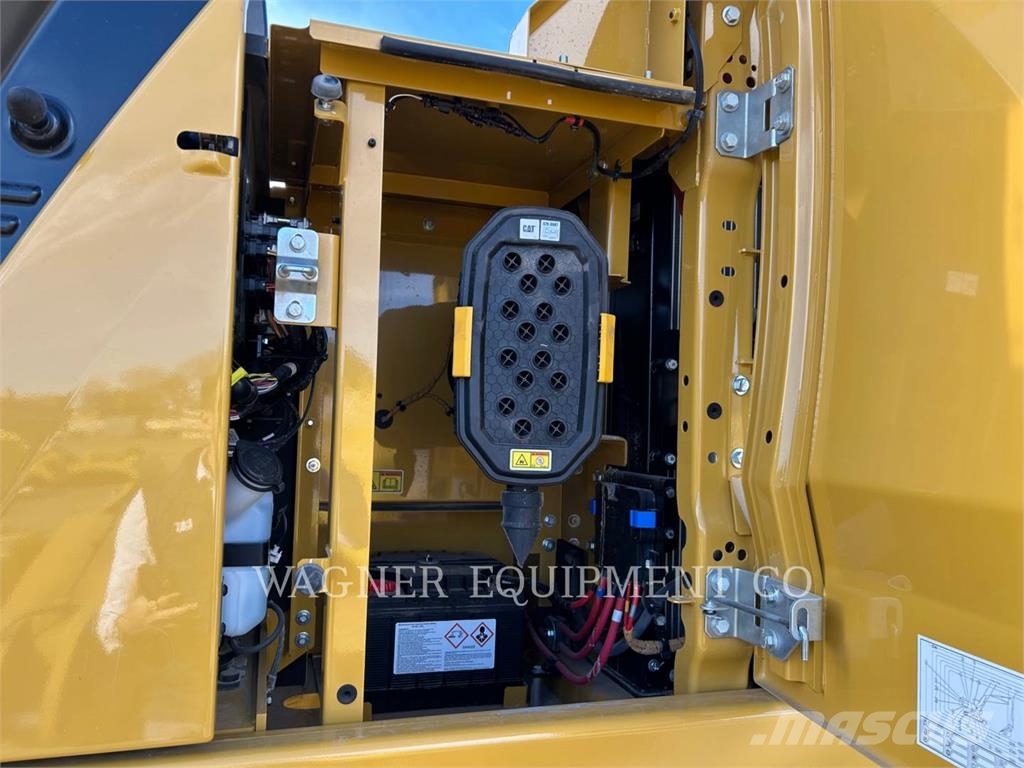 CAT 320 THB Bagri goseničarji