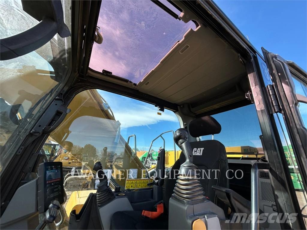 CAT 320 THB Bagri goseničarji