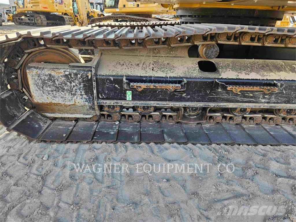 CAT 32007 Roomikekskavaatorid