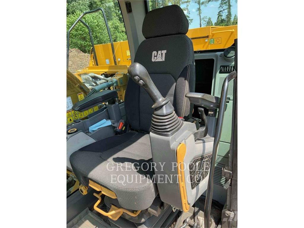CAT 32007 Raupenbagger