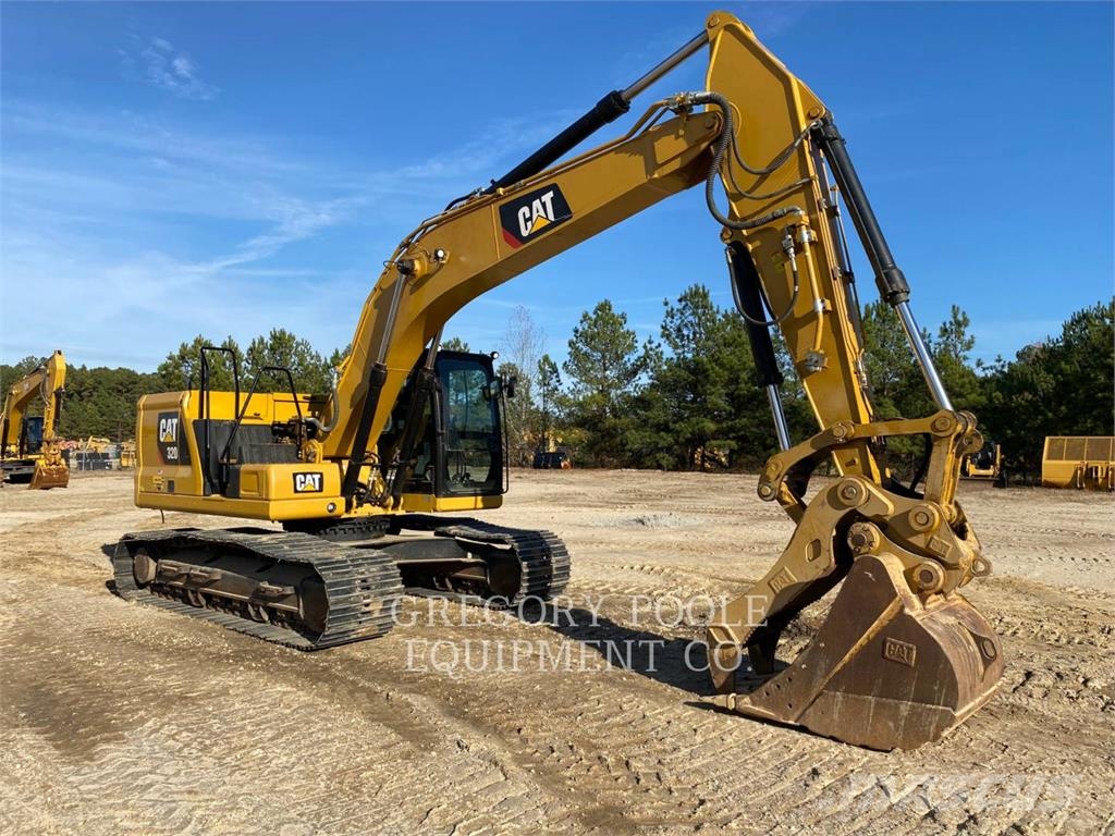 CAT 32007 Gravemaskiner på larvebånd