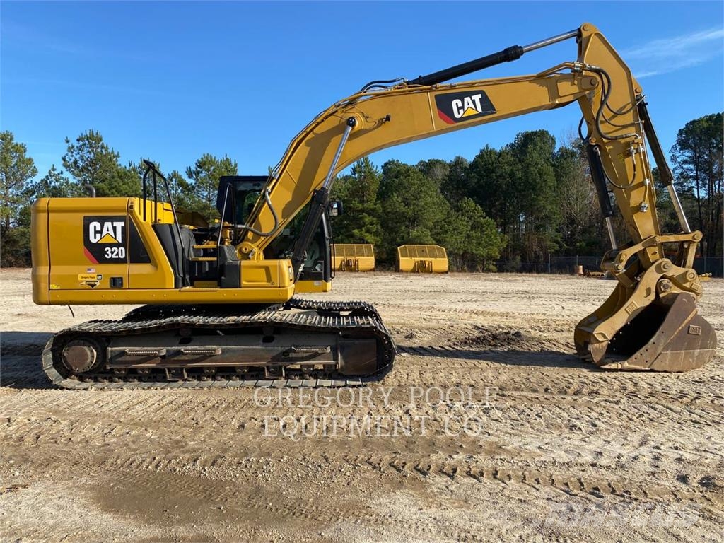 CAT 32007 Gravemaskiner på larvebånd