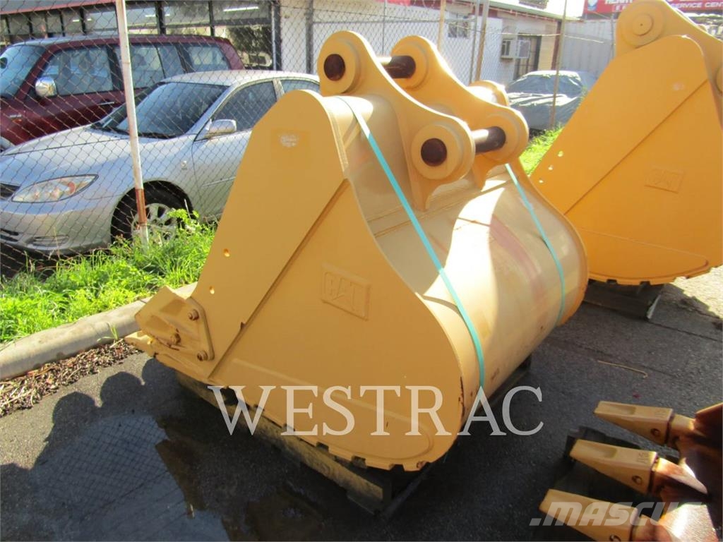 CAT 320B Benne