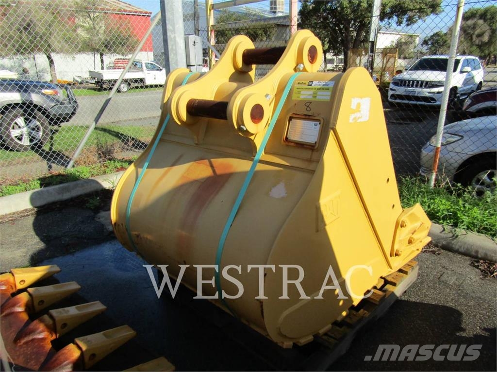 CAT 320B Benne