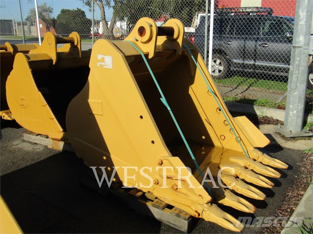 CAT 320B Benne