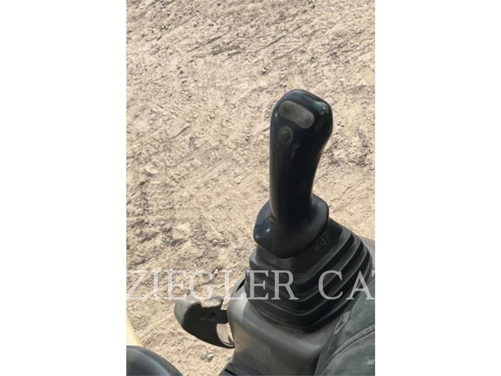 CAT 320BL Bageri gusjeničari